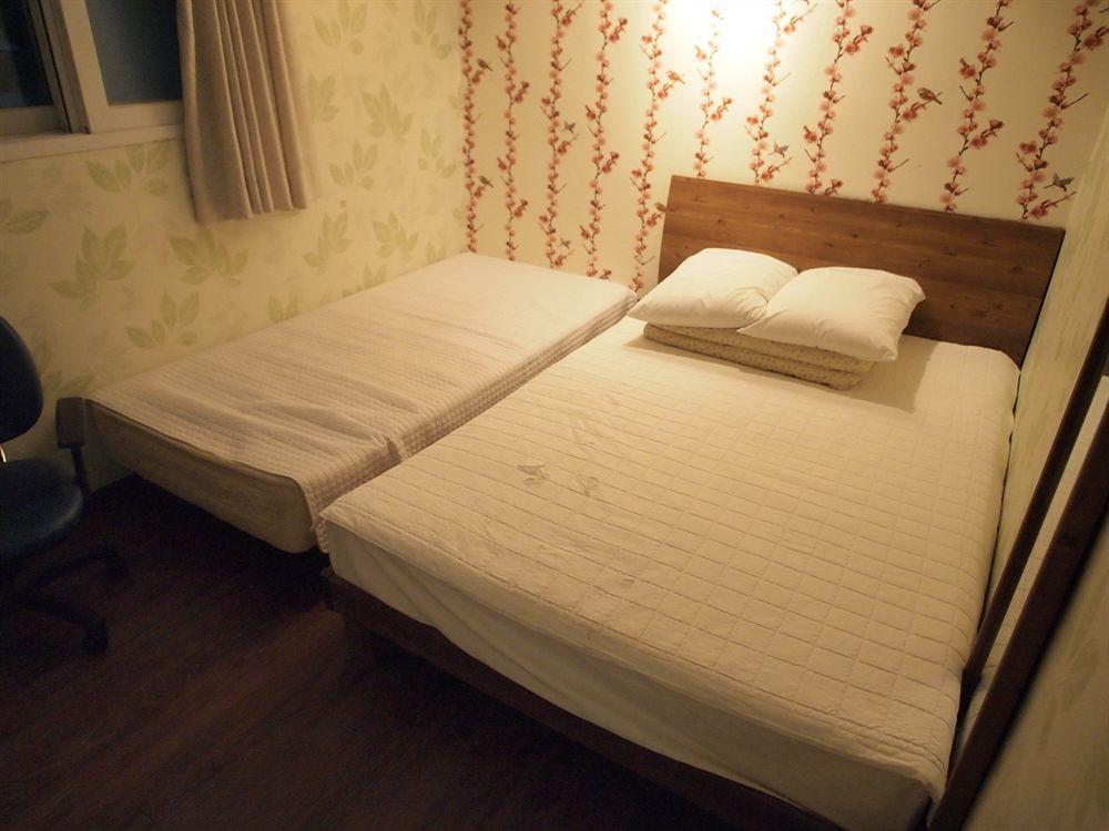 Shinchon Guest House Seoul Ngoại thất bức ảnh